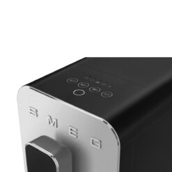 Alternative view of Smeg Kaffeevollautomat BCC11BLMEU Schwarz Integriertes Kegelmahlwerk Aus Edelstahl Zur Kaffeezubereitung